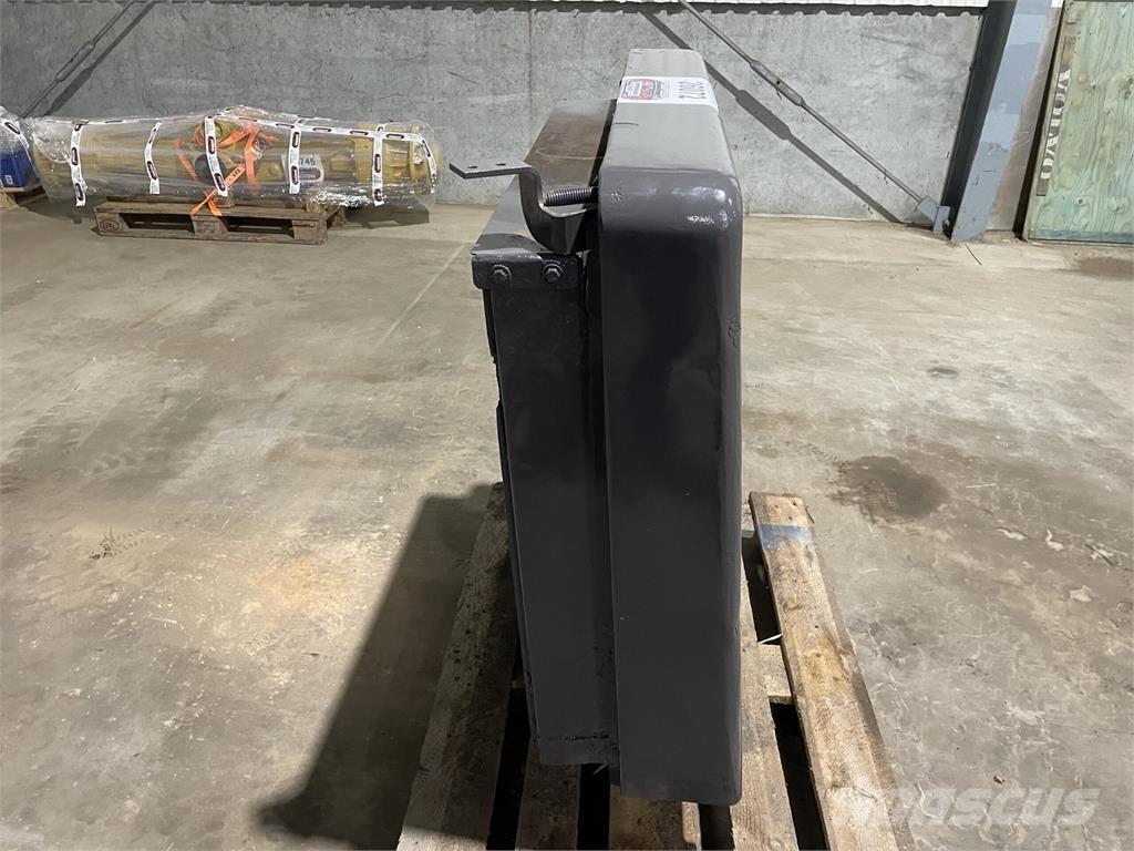 Volvo L70B kølerhjelm Ostatní komponenty