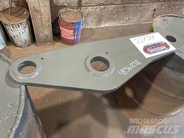 Volvo L90B Link Arm Ostatní komponenty