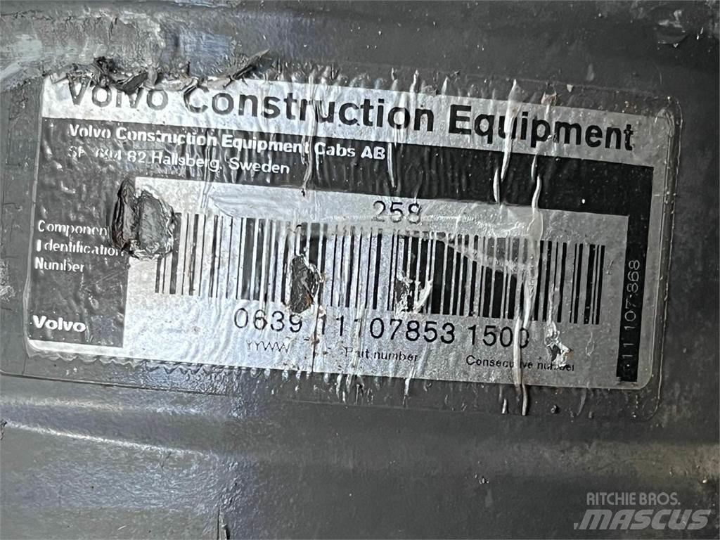 Volvo L90E løftecylinder Hydraulika
