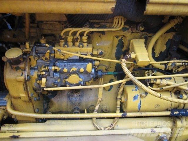 Volvo MK 692 - til ophug Univerzální terénní jeřáby
