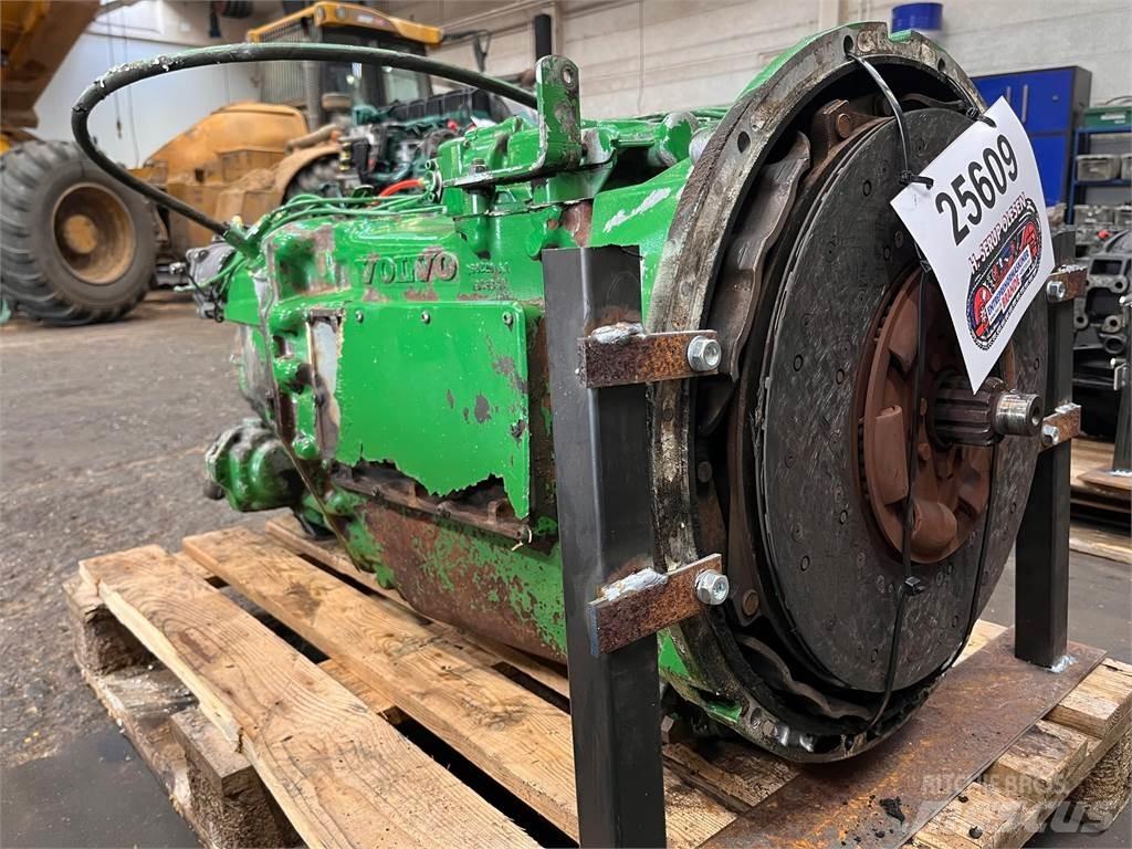 Volvo SR1700 transmission Převodovka
