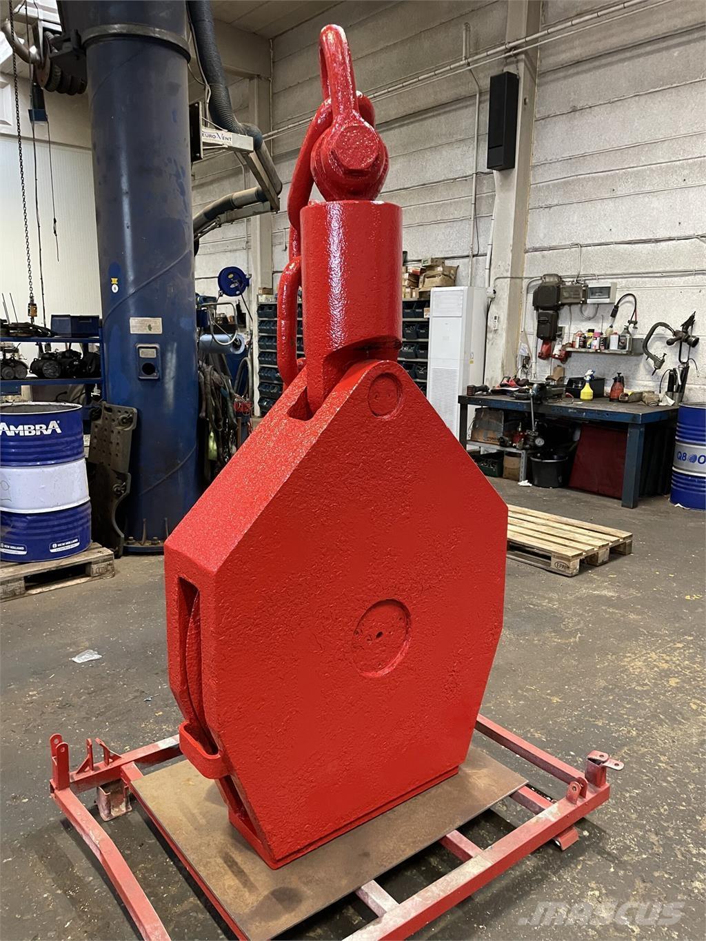  Wireblok - ca. 100 ton Součásti a zařízení k jeřábům