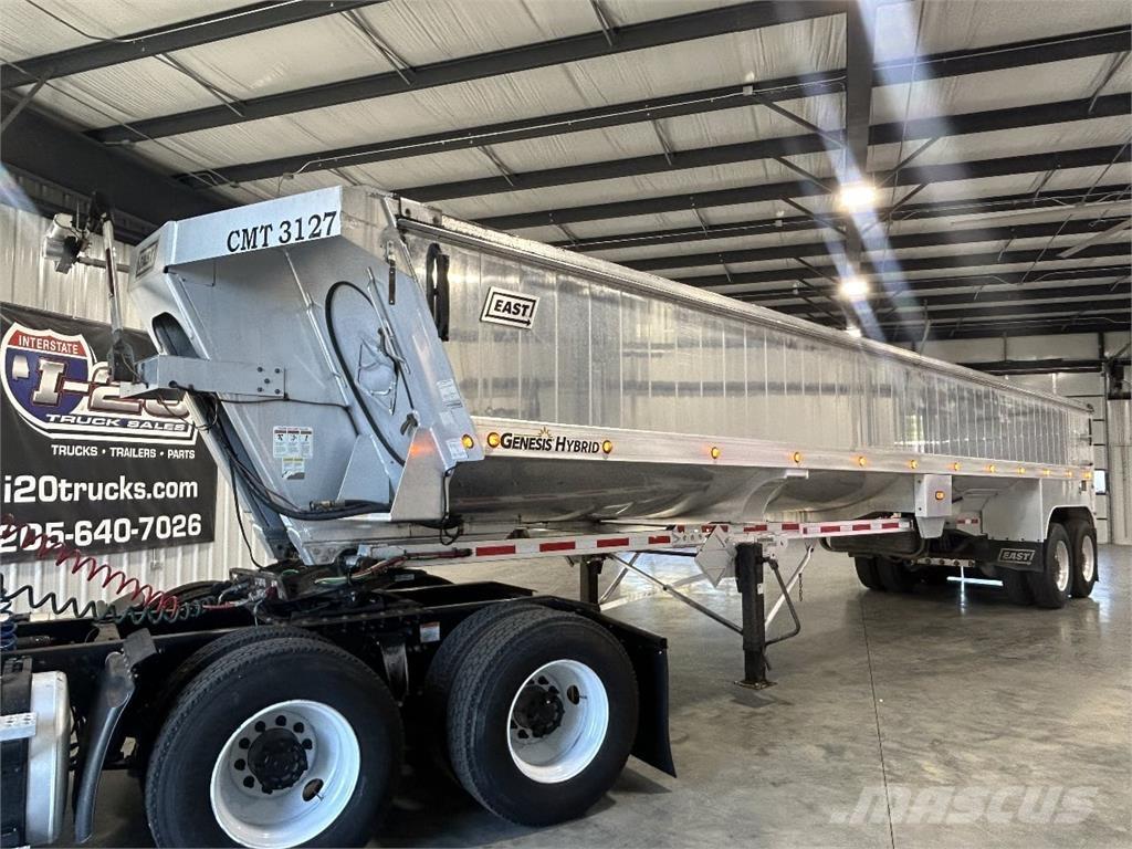 East Mfg Genesis Sklápěcí přívěsy