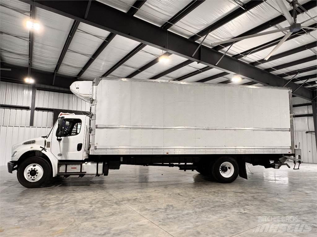Freightliner M2 106 Chladírenské nákladní vozy