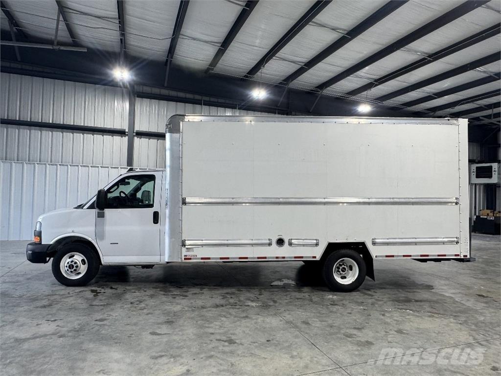 GMC G33903 Skříňová nástavba