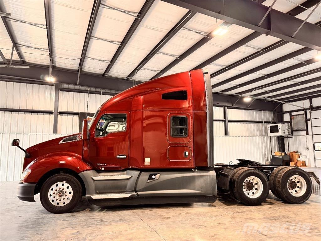 Kenworth T680 Tahače