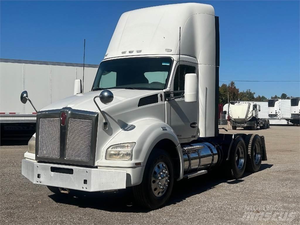 Kenworth T880 Tahače