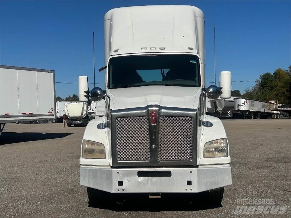 Kenworth T880 Tahače
