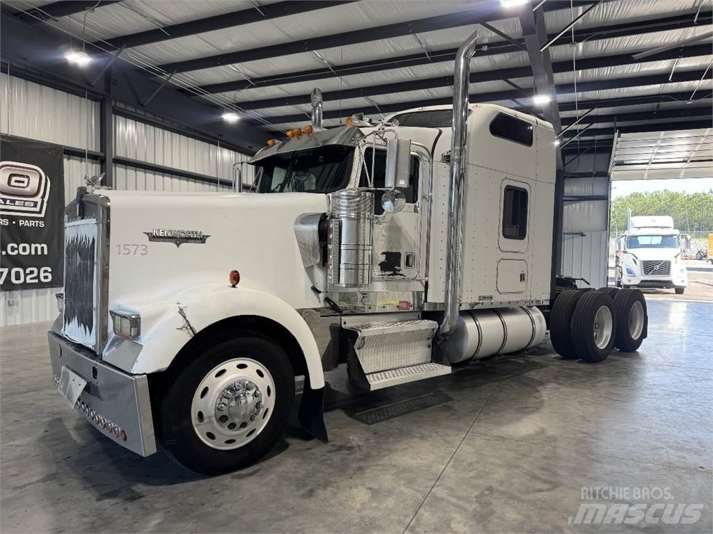 Kenworth W900 Tahače