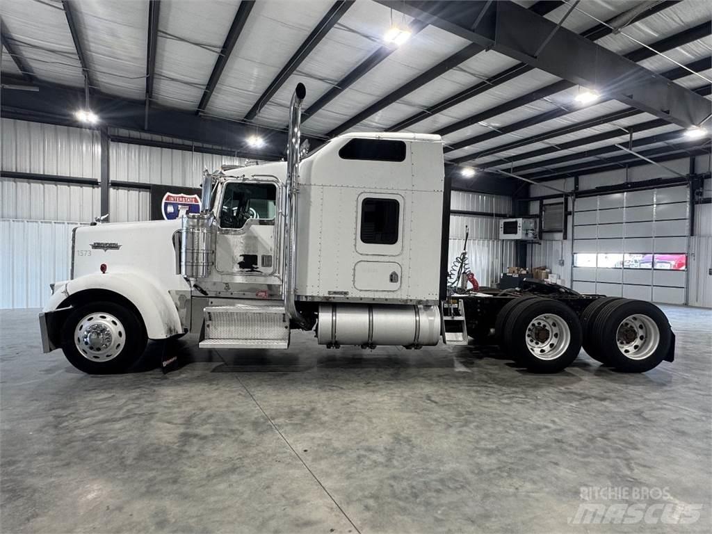 Kenworth W900 Tahače