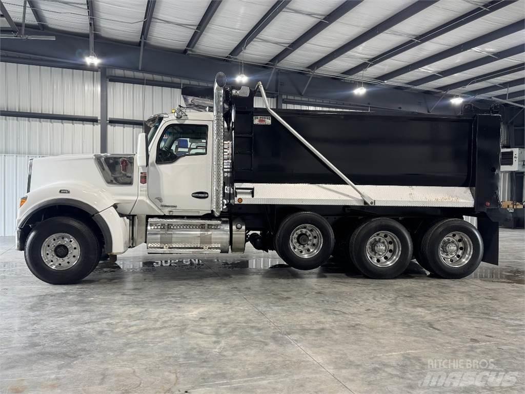 Kenworth W990 Sklápěče