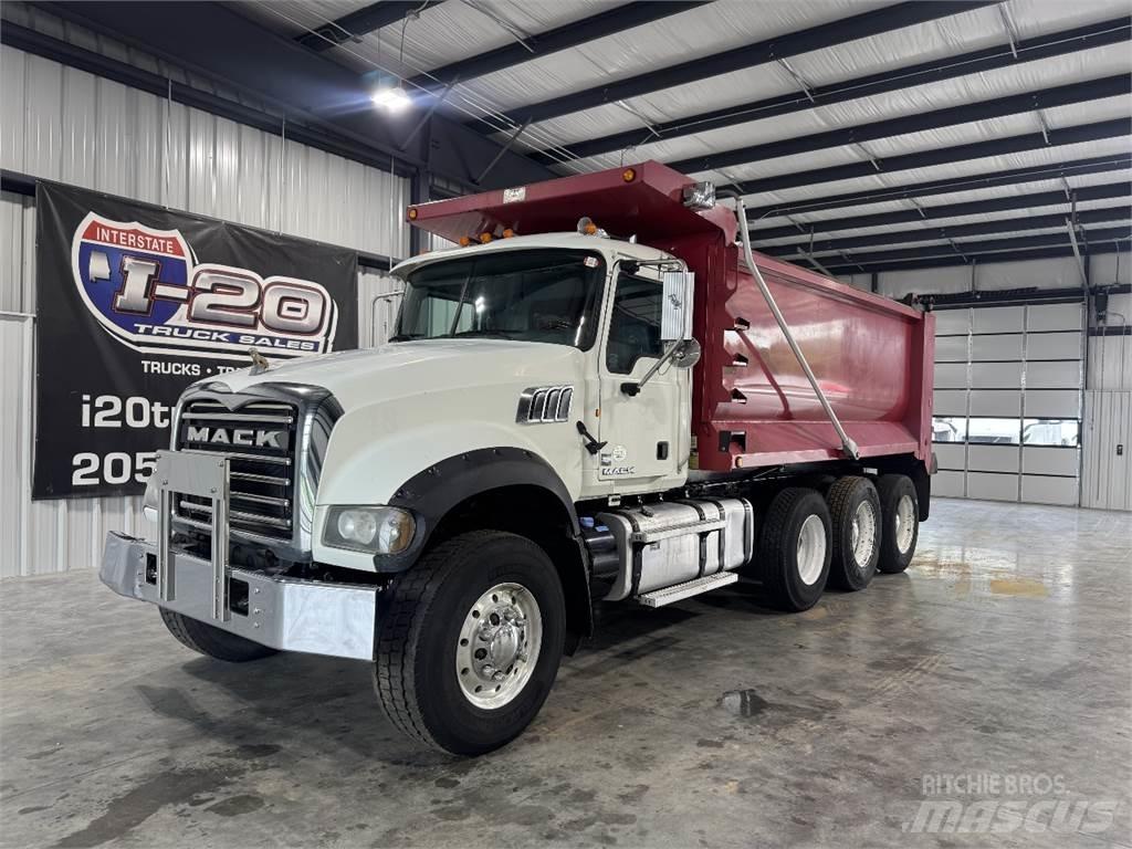 Mack GU713 Sklápěče