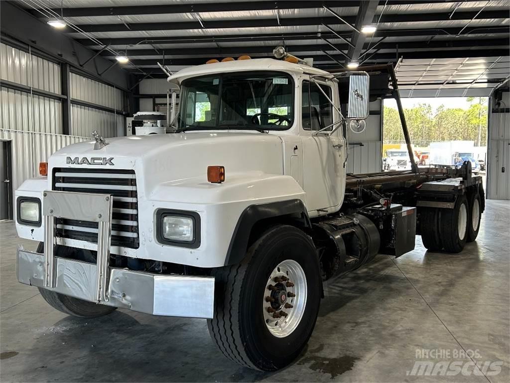 Mack RD688S Kontejnerový rám/Přepravníky kontejnerů