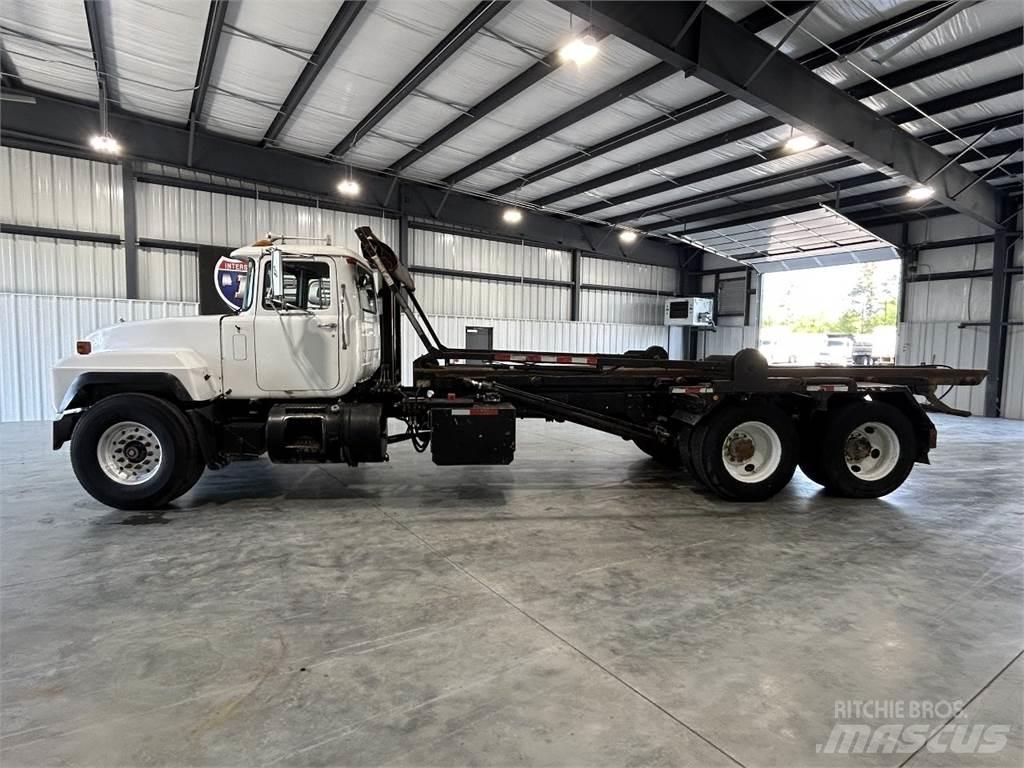Mack RD688S Kontejnerový rám/Přepravníky kontejnerů