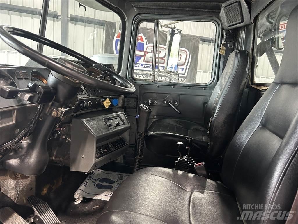Mack RD688S Kontejnerový rám/Přepravníky kontejnerů