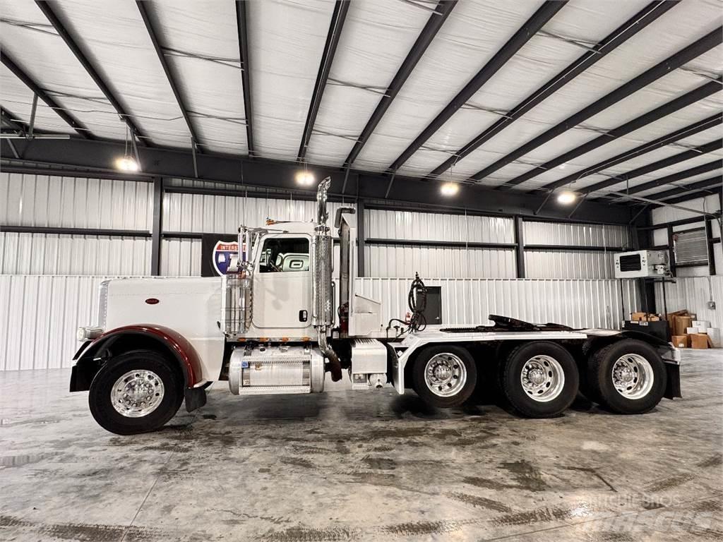 Peterbilt 389 Tahače