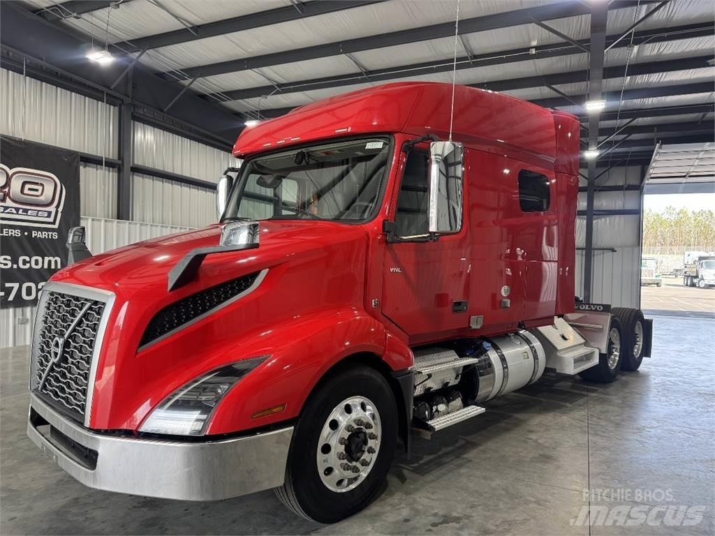 Volvo VNL64T740 Tahače