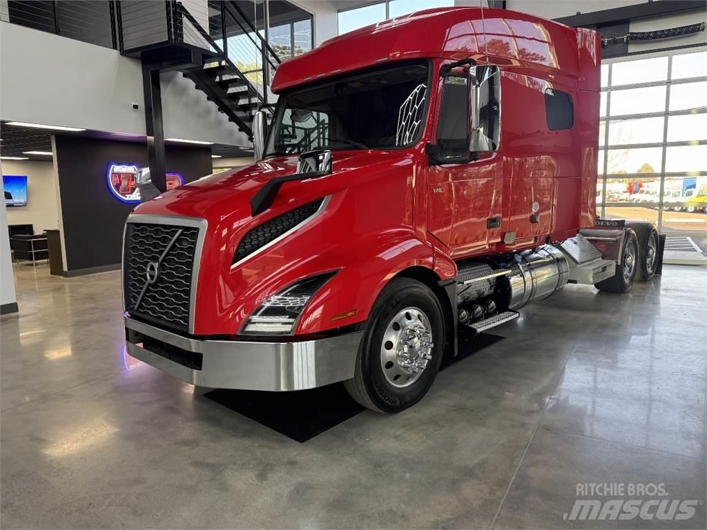 Volvo VNL64T740 Tahače