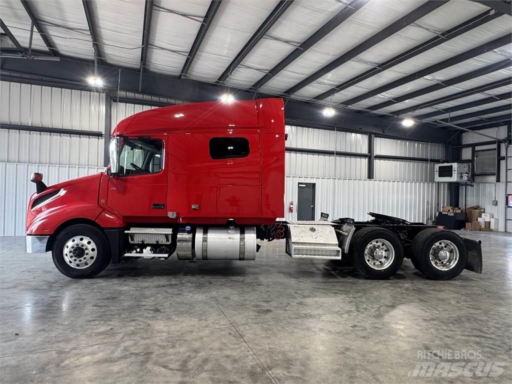 Volvo VNL740 Tahače