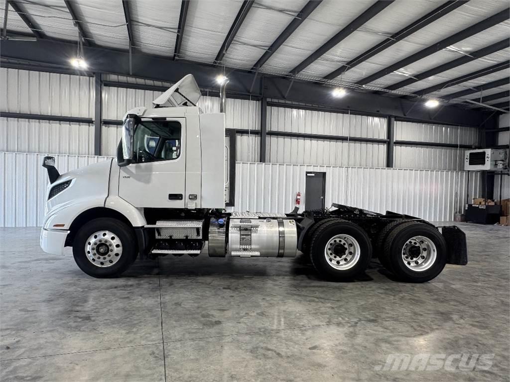 Volvo VNR64T300 Tahače