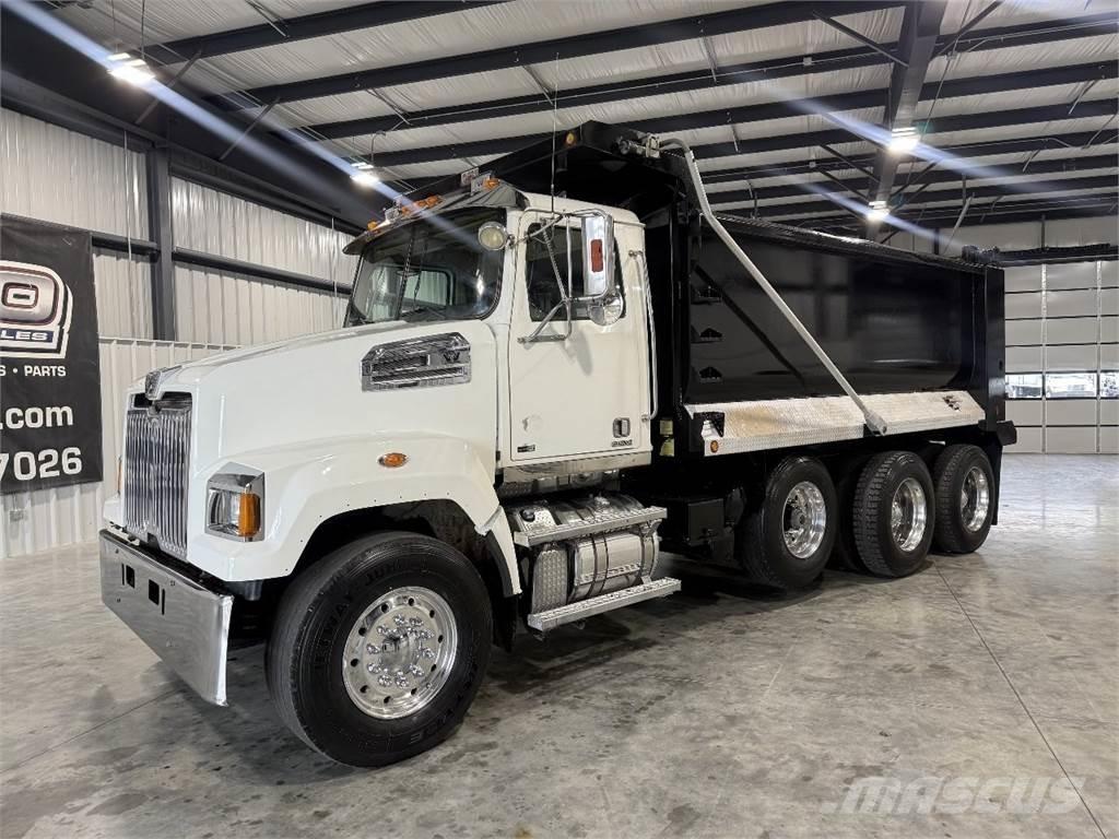 Western Star 4700SF Sklápěče