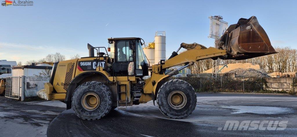CAT 966 MXE Kolové nakladače