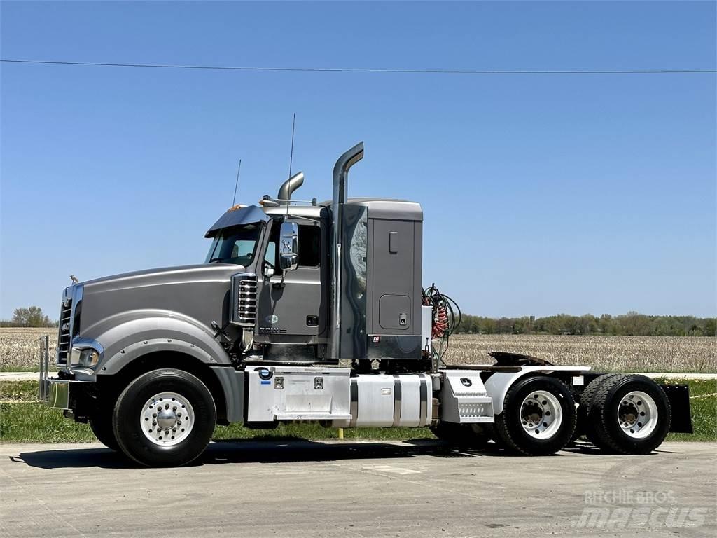 Mack Titan TD713 Tahače