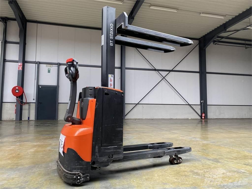 Toyota BT SWE080L Samohybné vozíky