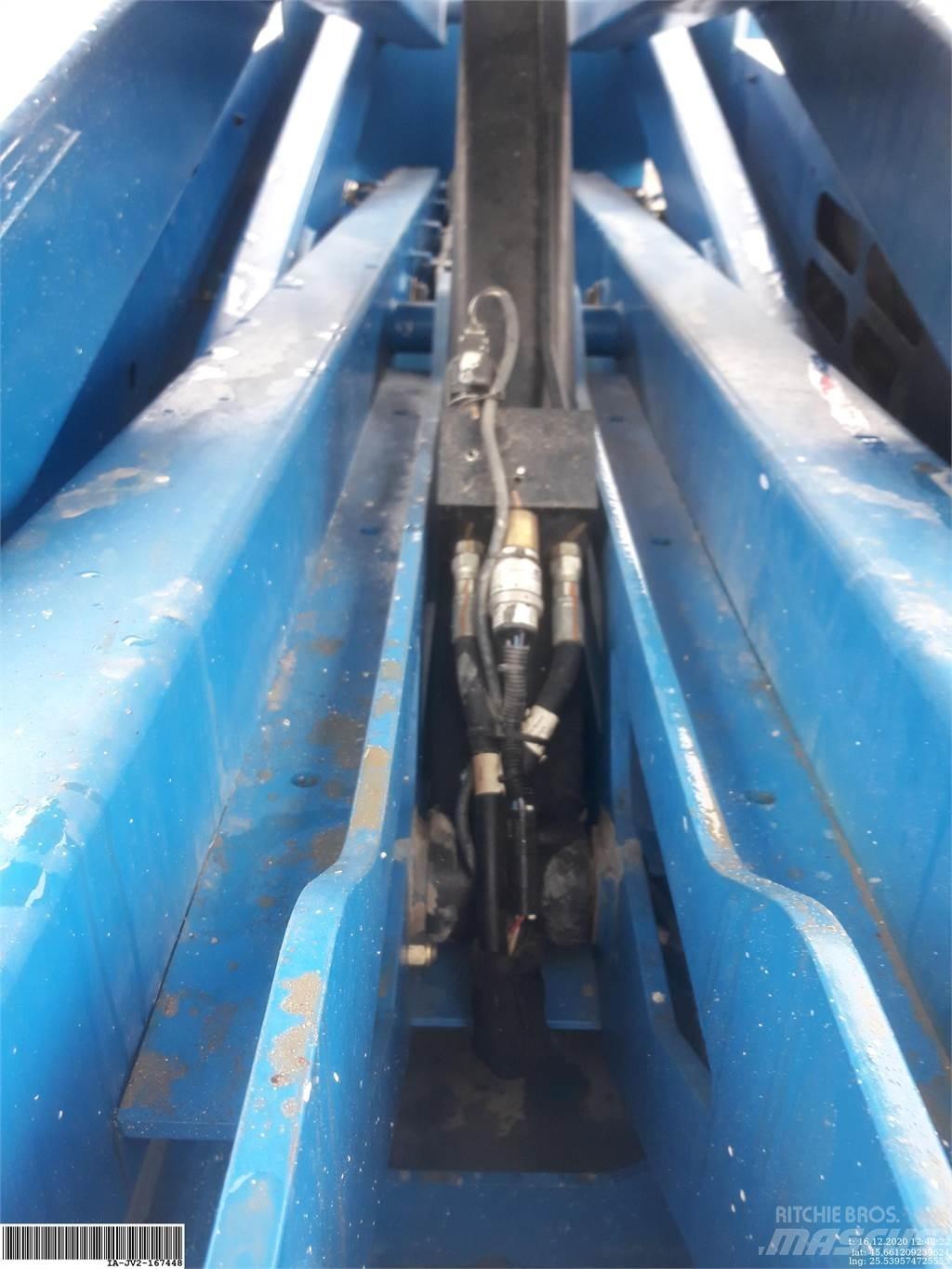 Genie GS3369RT Nůžková zvedací plošina