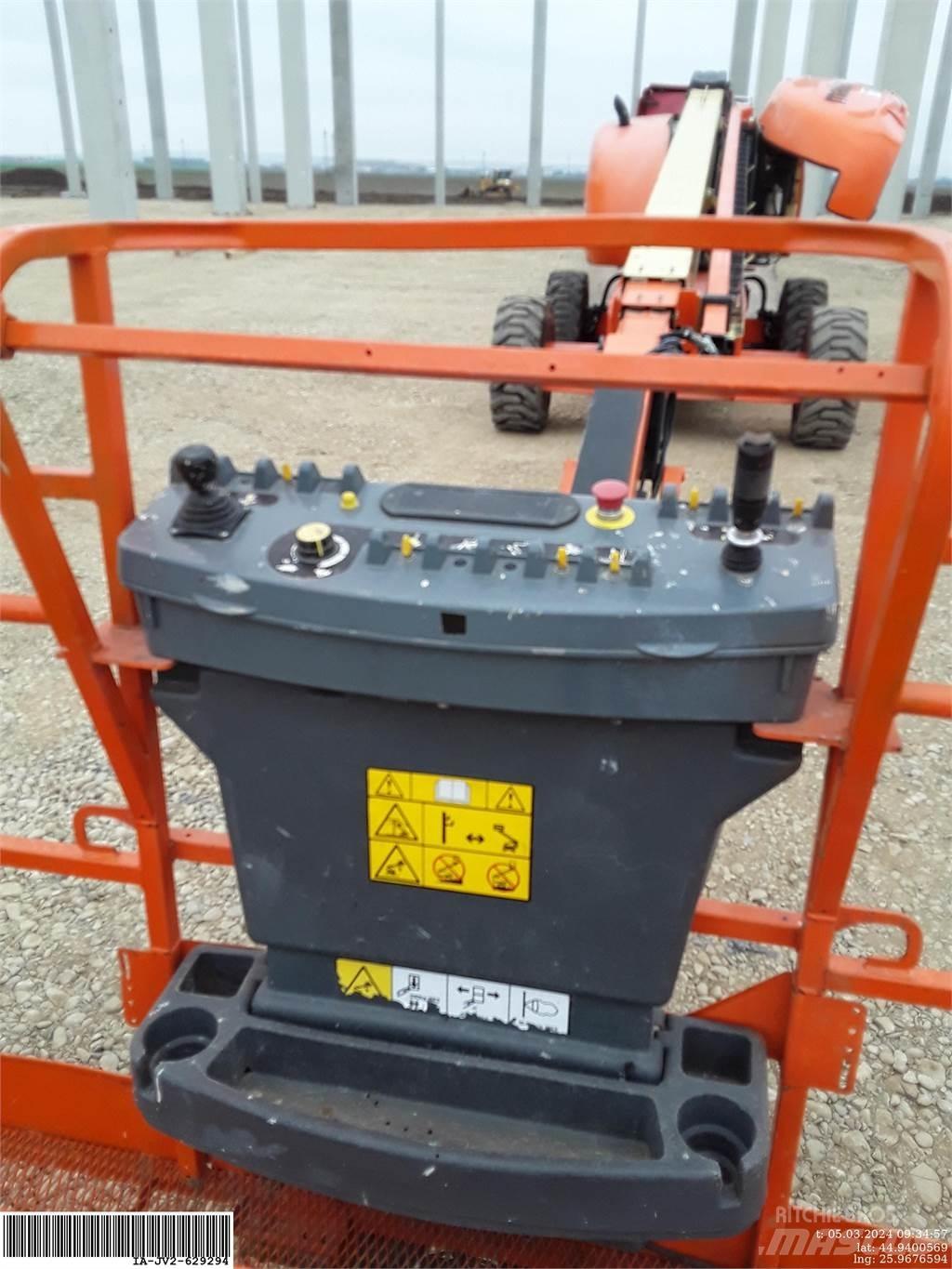 JLG 660SJ Kloubové plošiny