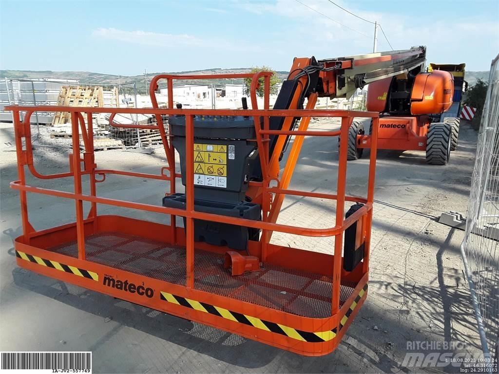 JLG 860SJ Kloubové plošiny