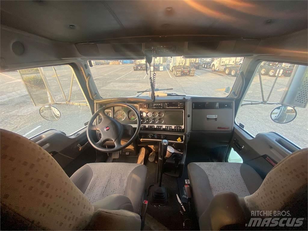 Kenworth T440 Nákladní vozidlo bez nástavby