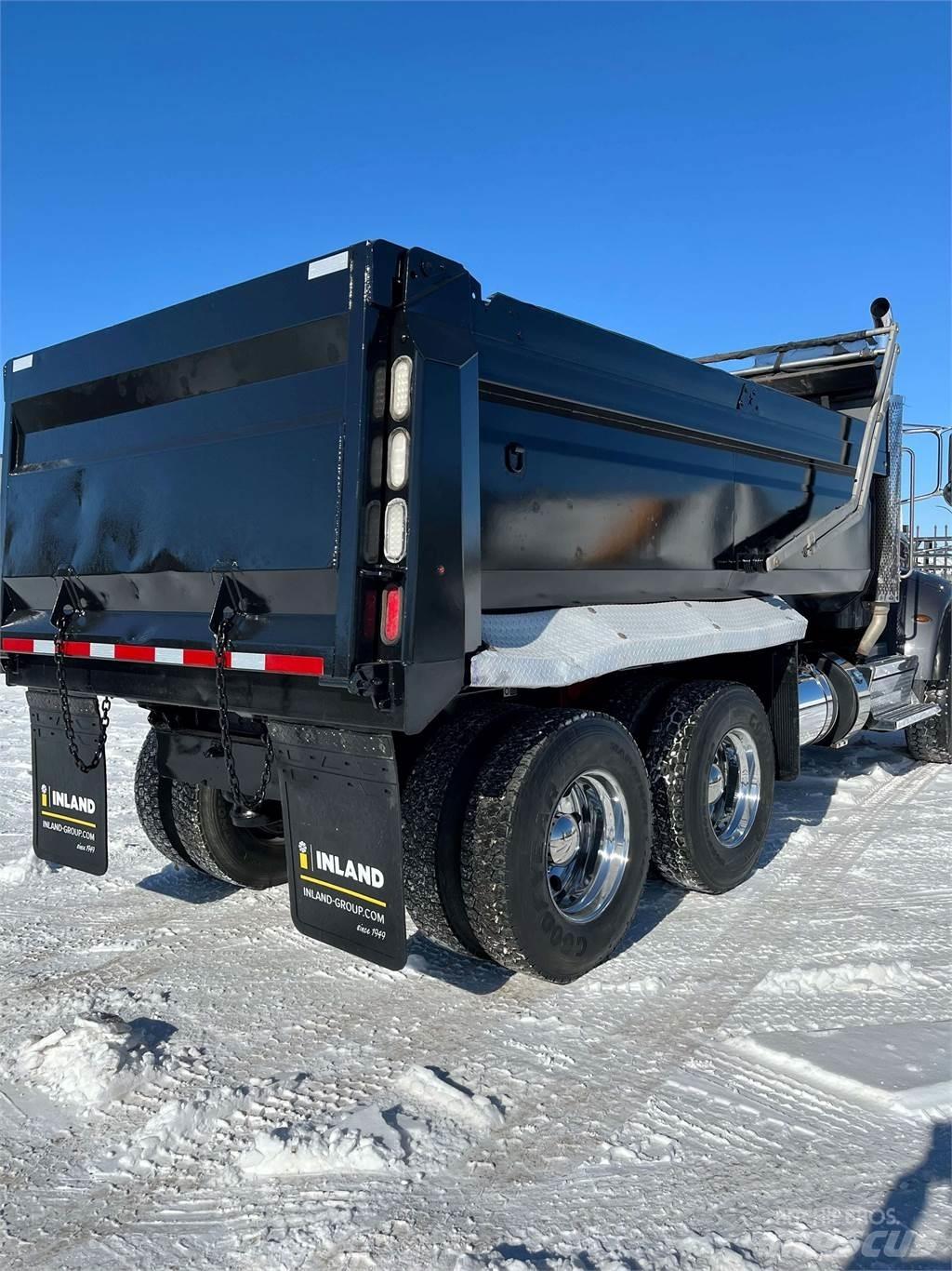 Peterbilt 348 Sklápěče