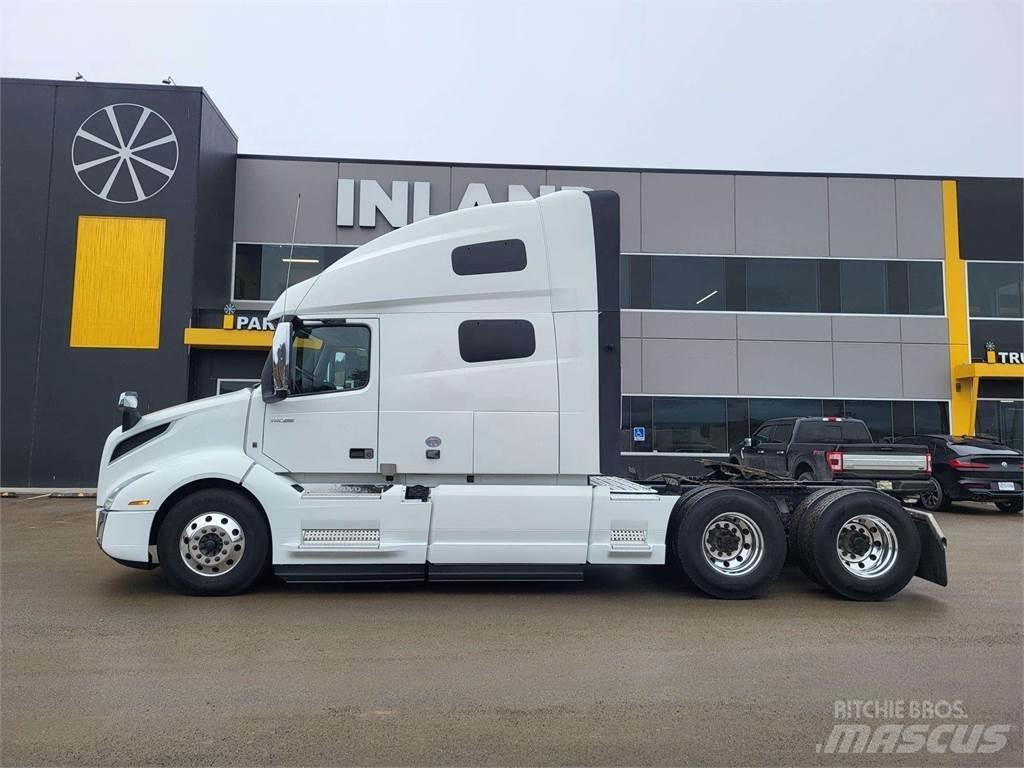 Volvo VNL 760 Nákladní vozidlo bez nástavby