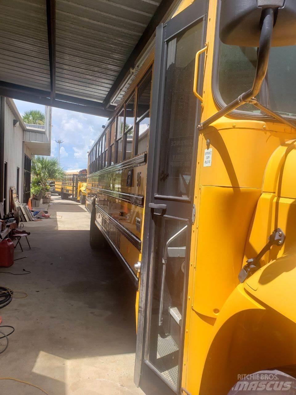 IC Bus CE300 Další autobusy