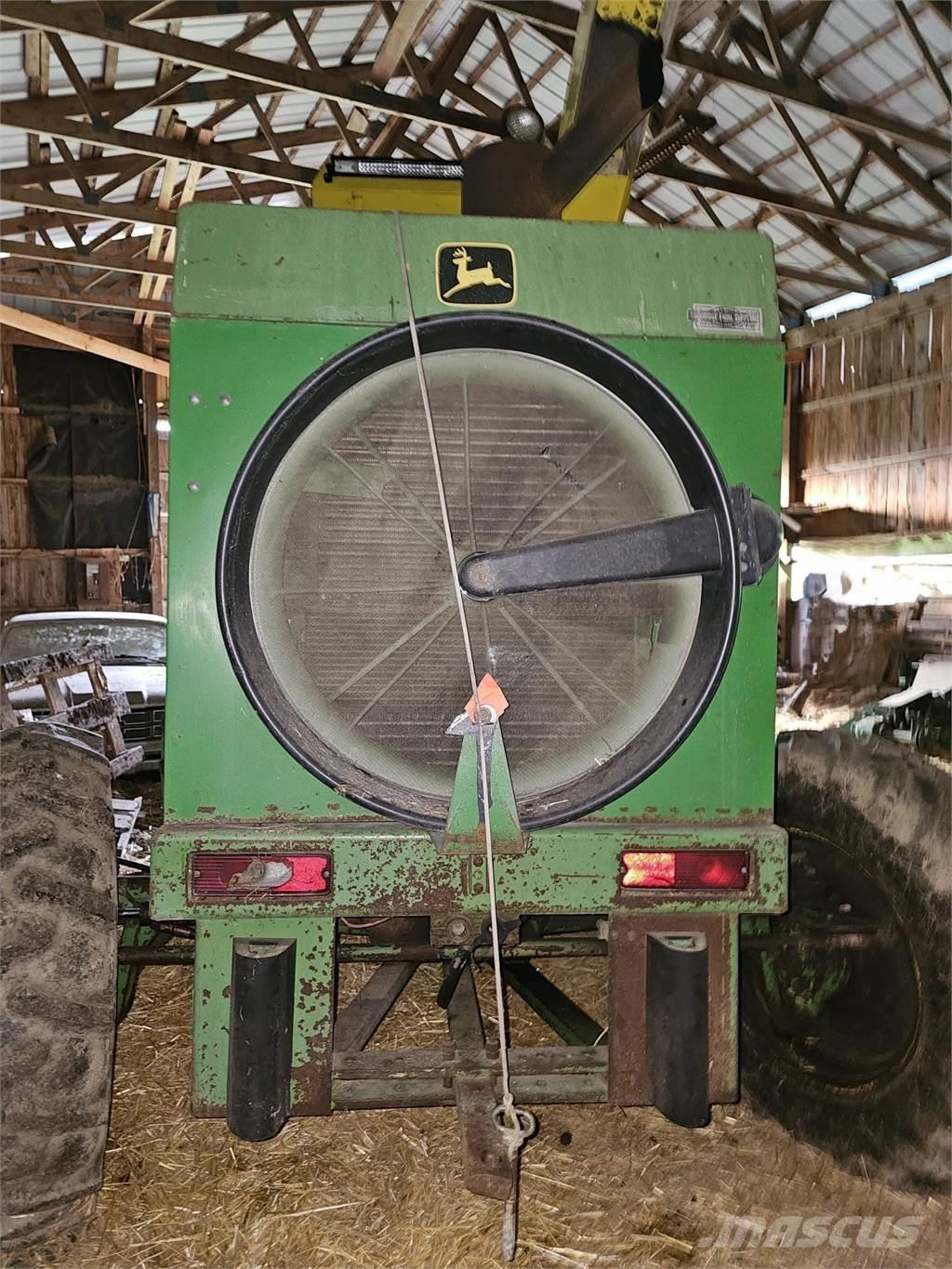 John Deere 5460 Ostatní komponenty