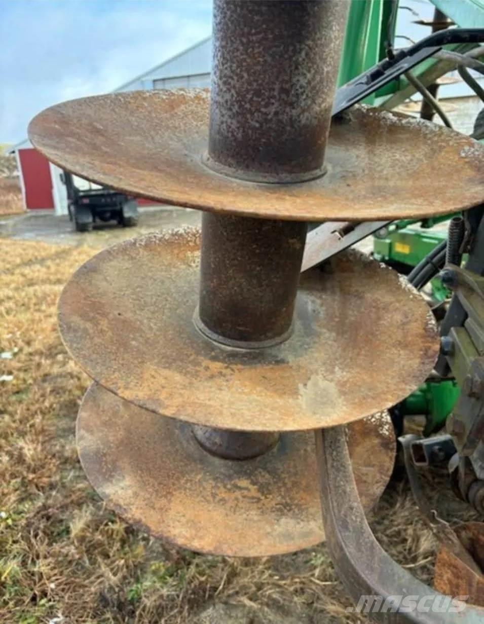 John Deere 637 Ostatní komponenty
