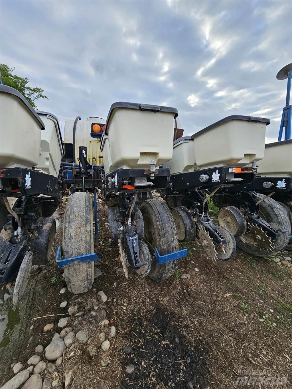 Kinze 3000 Ostatní komponenty