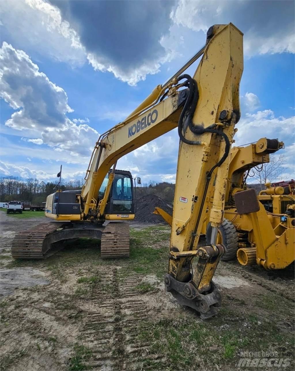 Kobelco Sk210LC Pásová rýpadla