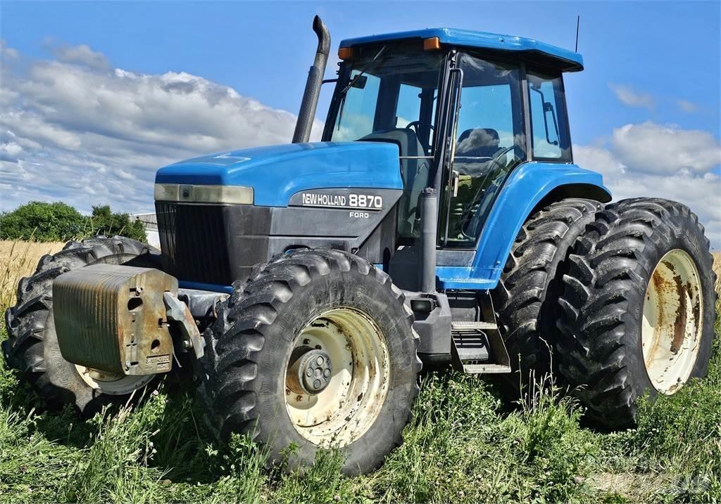 New Holland 8870 Traktory