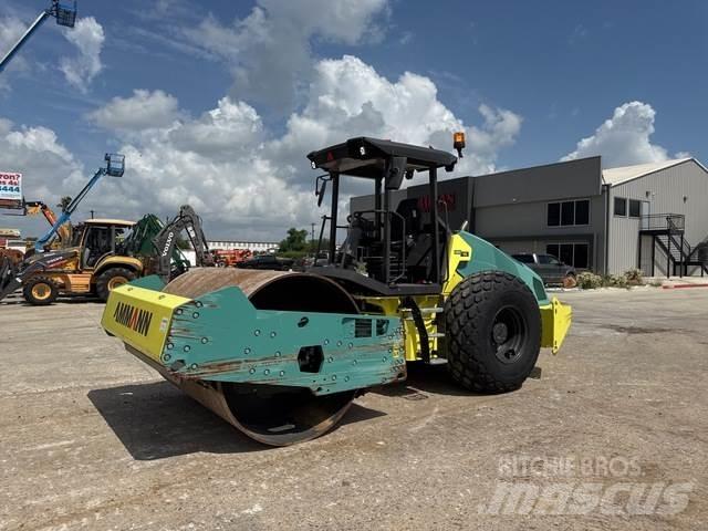 Ammann ARS 110 Tahačové válce