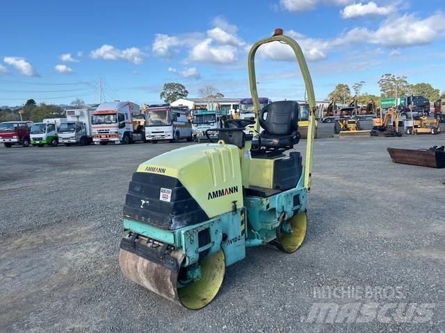 Ammann AV12-2 Tandemové válce