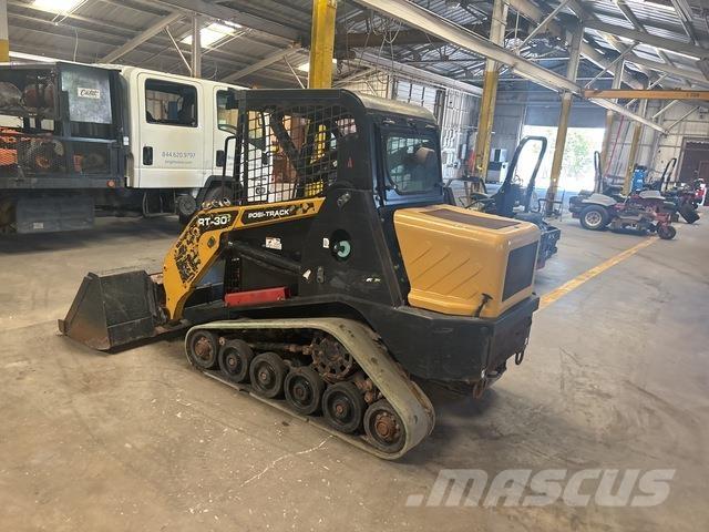 ASV RT-30 Smykem řízené nakladače