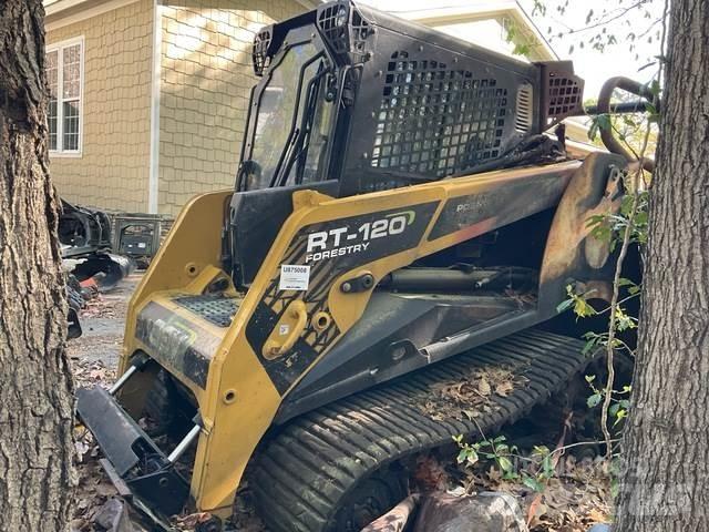 ASV RT120F Smykem řízené nakladače