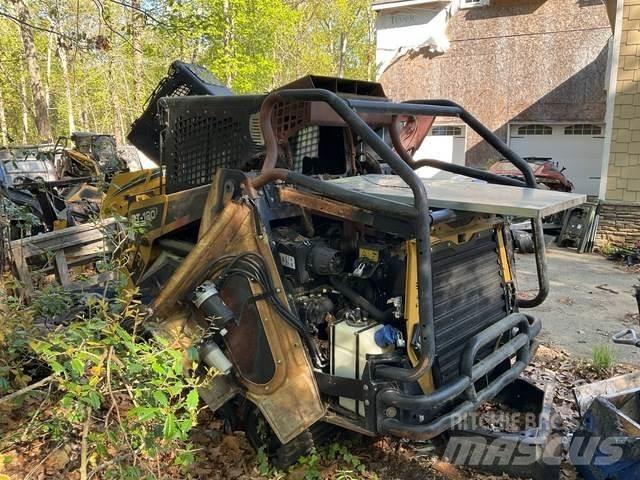 ASV RT120F Smykem řízené nakladače