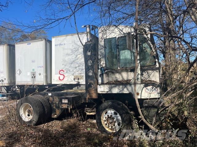 Autocar  Terminálový tahač