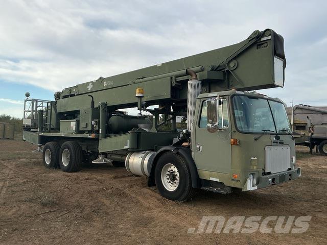 Autocar WXLL Autoplošiny