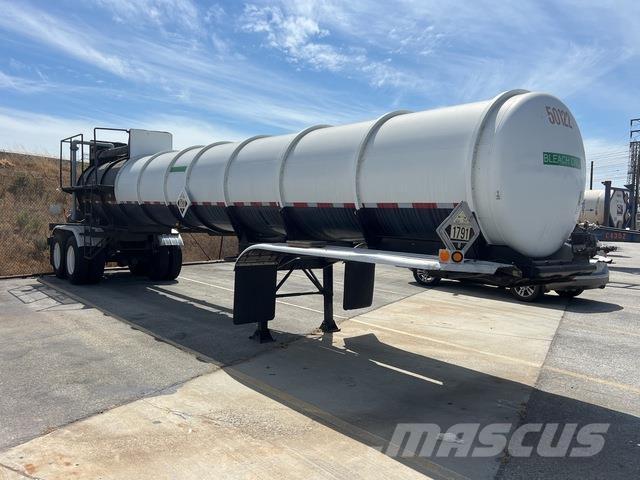  Barbel Cisternové přívěsy