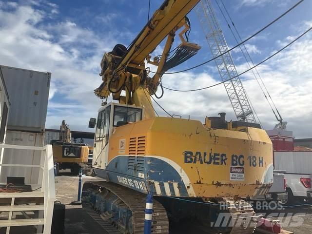 Bauer BG18H Velké vrtací stroje