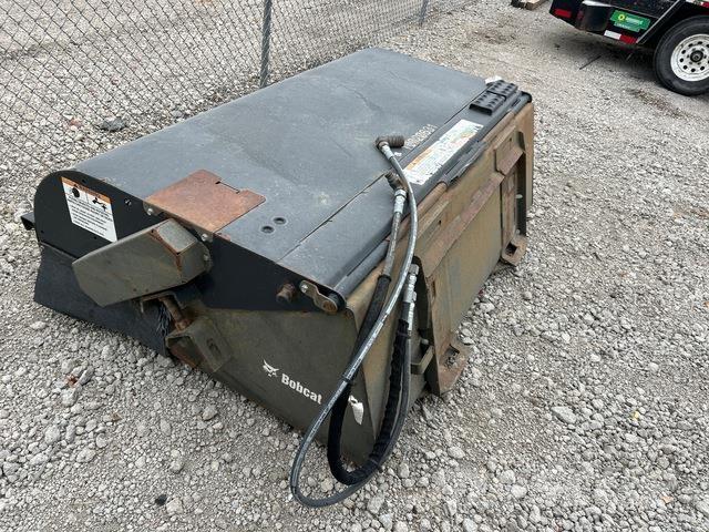 Bobcat  Zametací stroje
